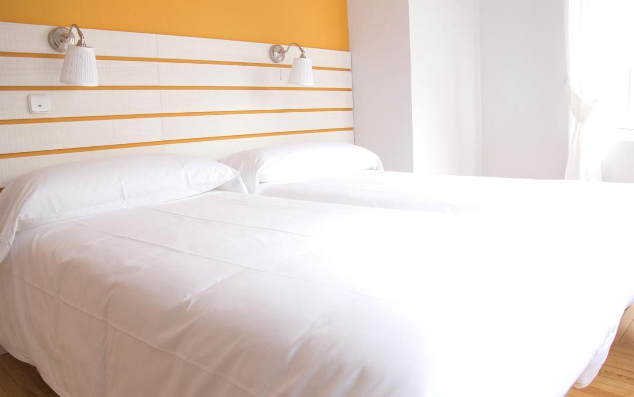 Hostal Boreal Mistral Burgo Exterior foto